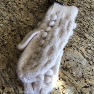 Sweater mittens